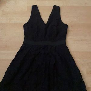 Women’s dress black Klaxons Size L